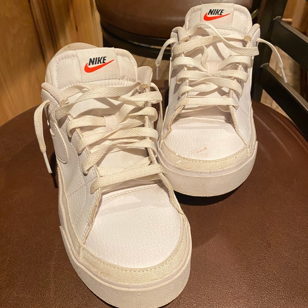 Nike Coat Legacy Next nature Men’s sneaker size 9